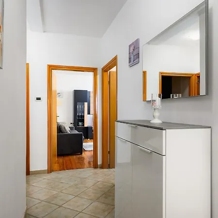 Aparment Paradiz 2190 Apartament