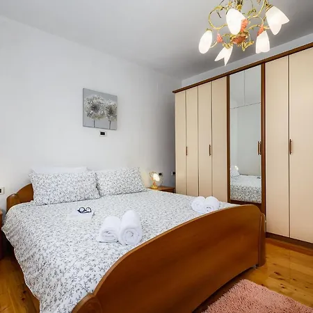 Aparment Paradiz 2190 * Martinski