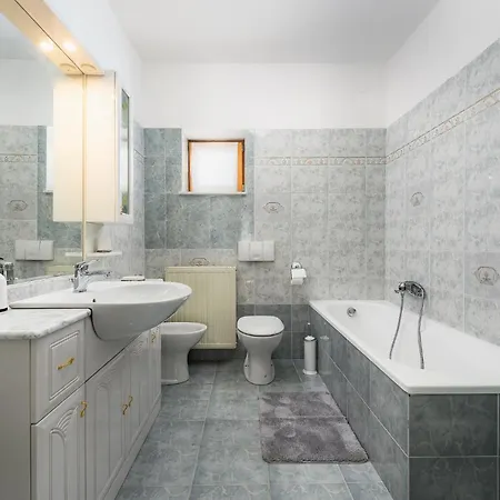 Daire Aparment Paradiz 2190 *