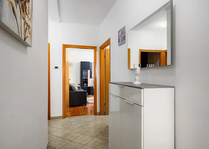 Aparment Paradiz 2190 Apartment