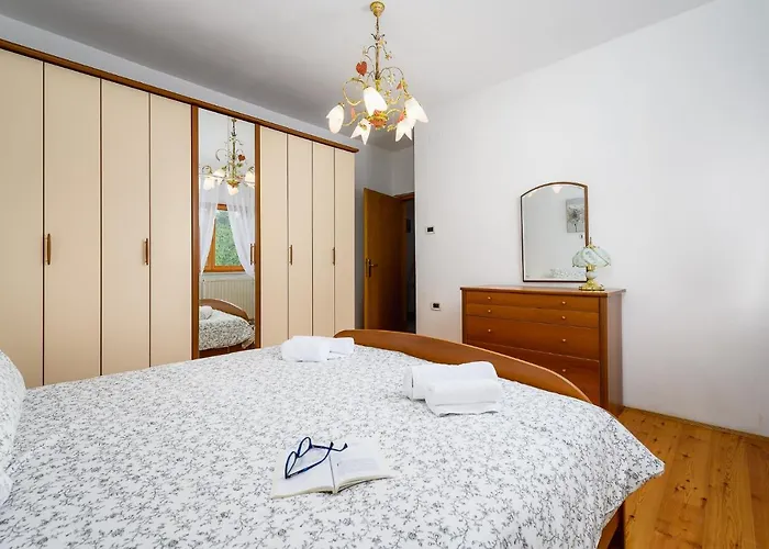 Apartment Aparment Paradiz 2190 Martinski