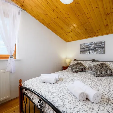 Aparment Paradiz 2190 * Martinski